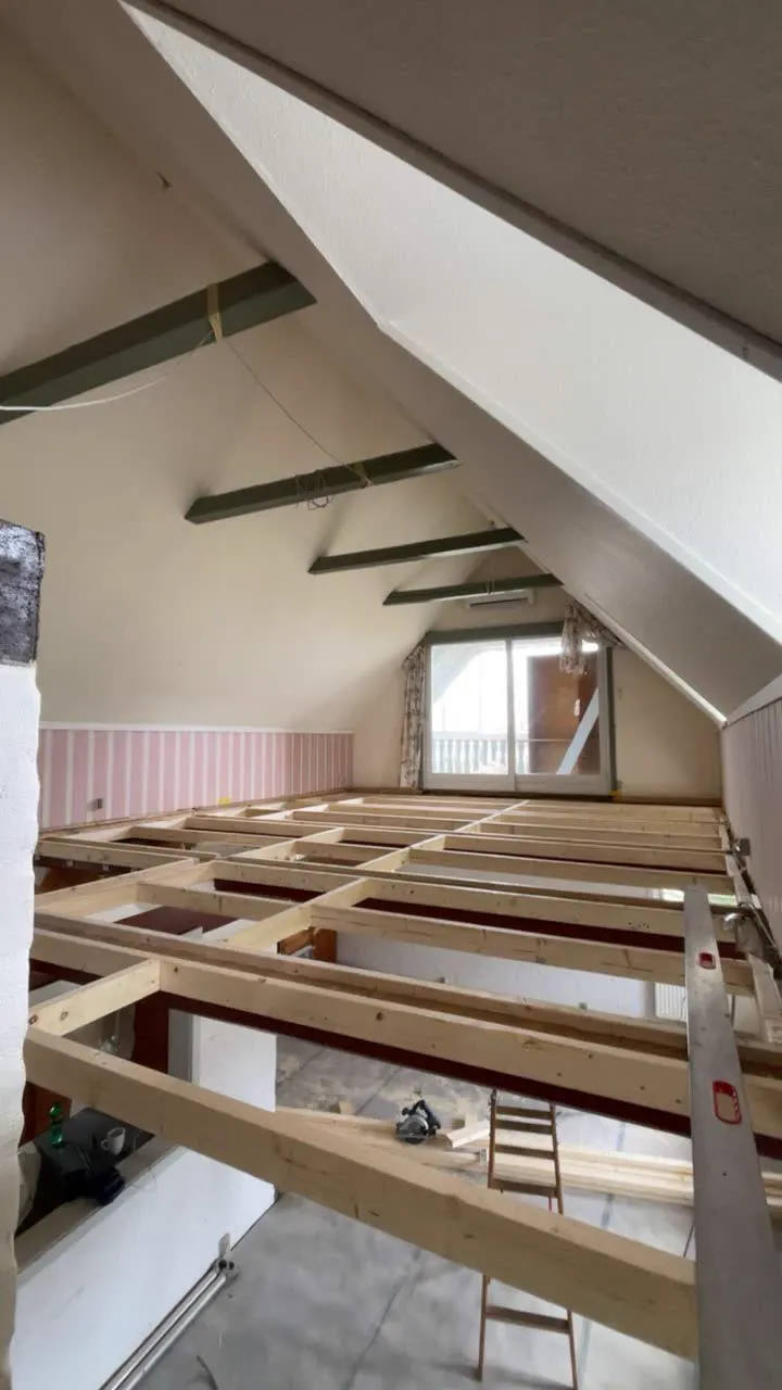 Tilbygning og indvendig renovering